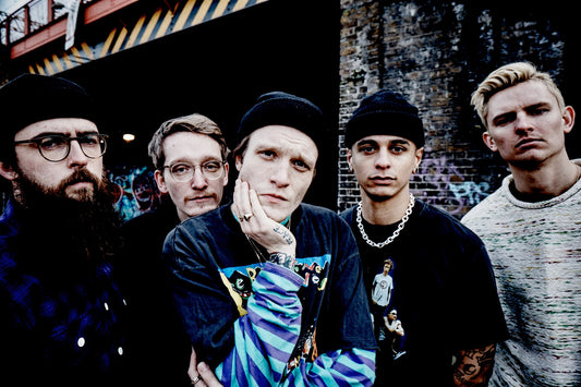 Watch Neck Deep revive their alter-ego Slipneck for their latest streaming event