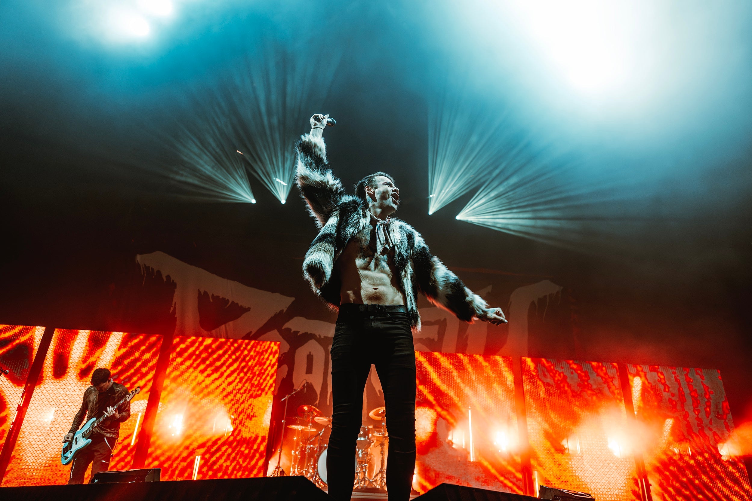 BEARTOOTH Shines As Special Guests on the Do You Feel Love North Ameri ...