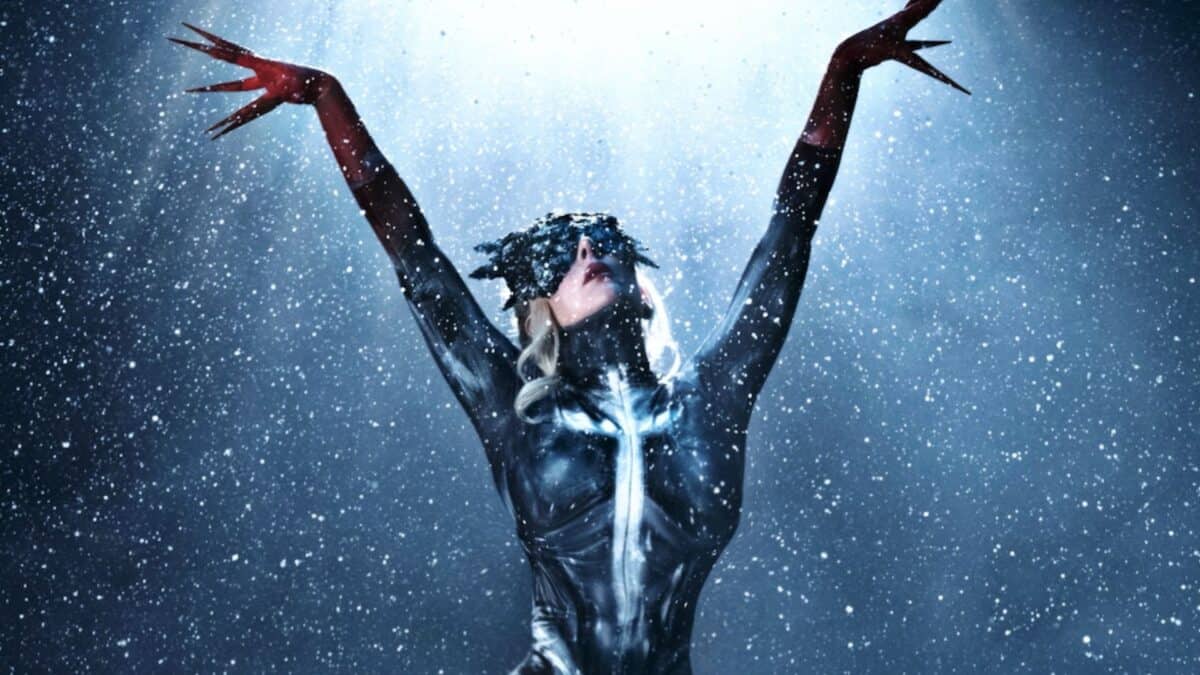 In This Moment and Hollywood Undead Revive the Taste of Chaos
