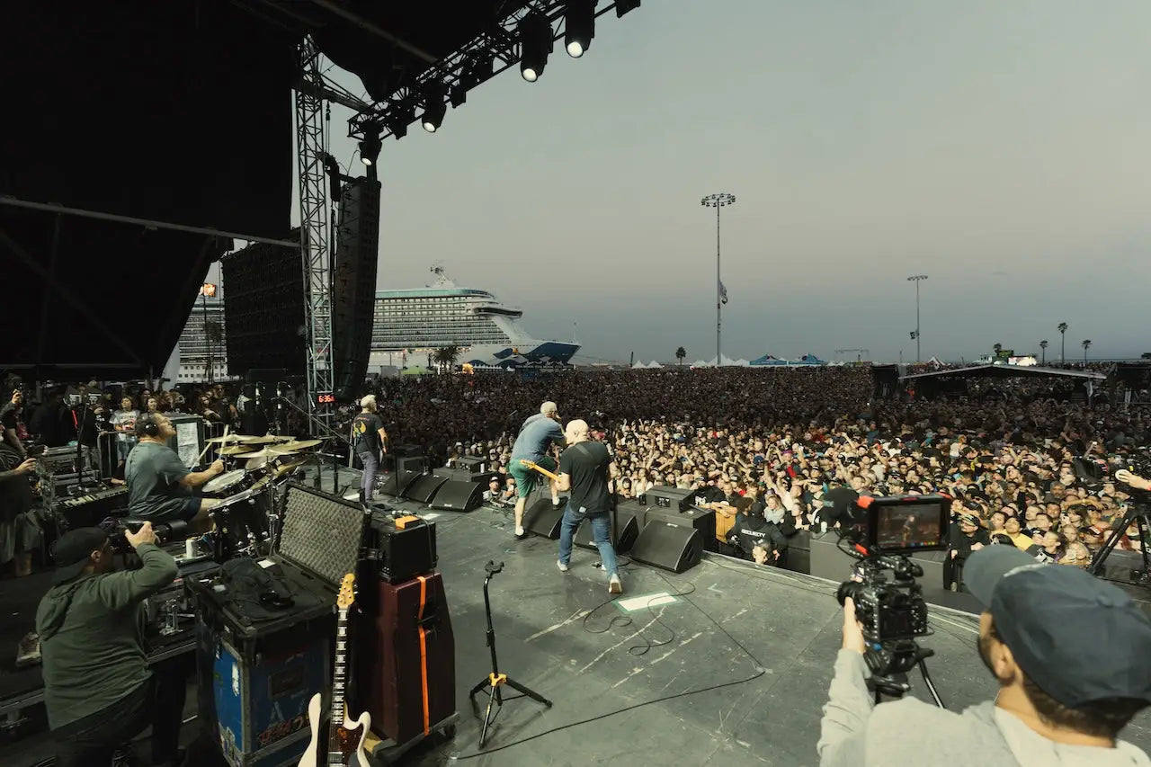 Bad Religion Descendents Pennywise and The Interrupters Top Punk In the Park LA