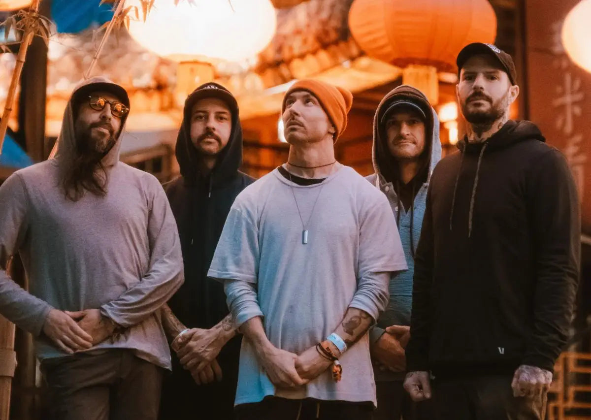 Better Lovers Preview Debut Album With Fiery Singe ’A White Horse Covered In Blood’