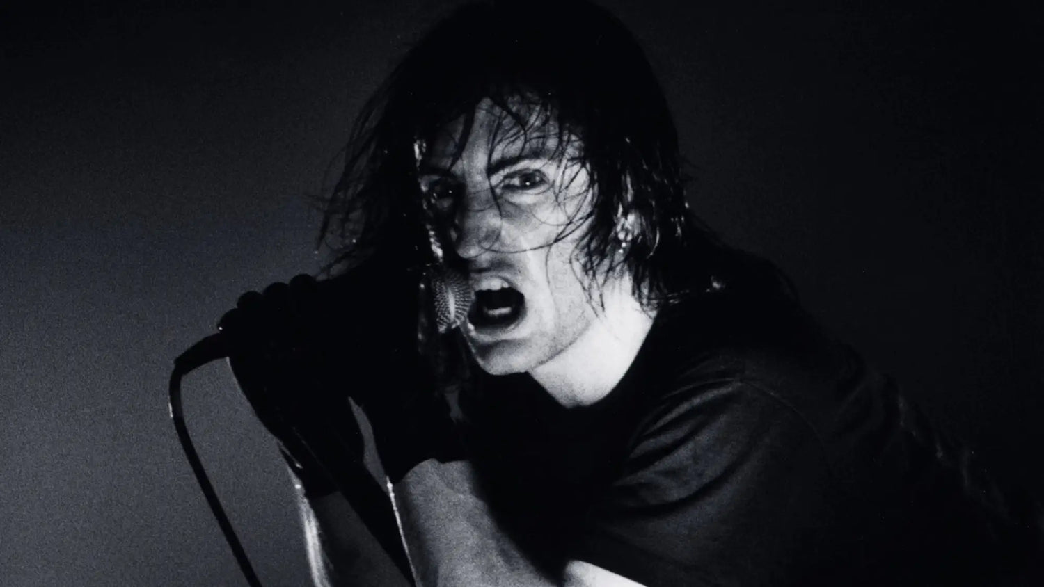 Celebrated Photographer Jonathan Rach To Launch Nine Inch Nails Photo Exhibition