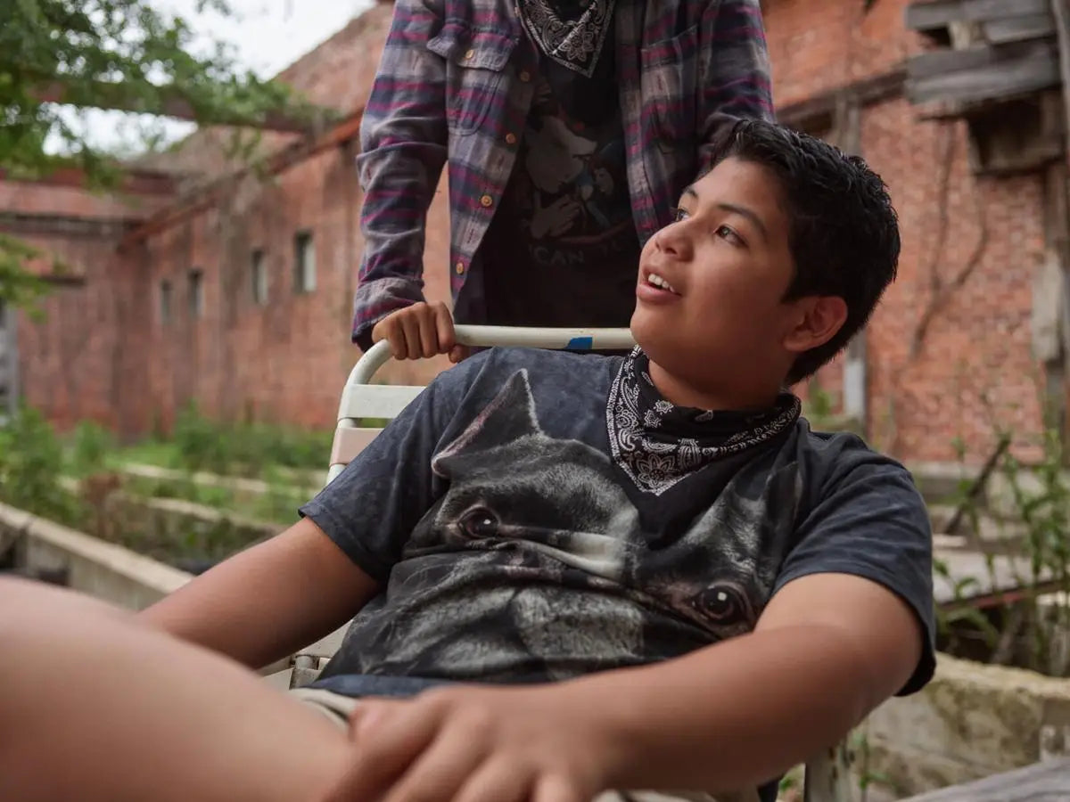 Cheese Rocks a Slipknot Tee in a New Clip from ’Reservation Dogs’