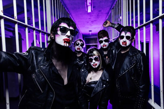 CREEPER INDULGE CLASSIC DARKWAVE ON THEIR LATEST “BLACK HEAVEN”