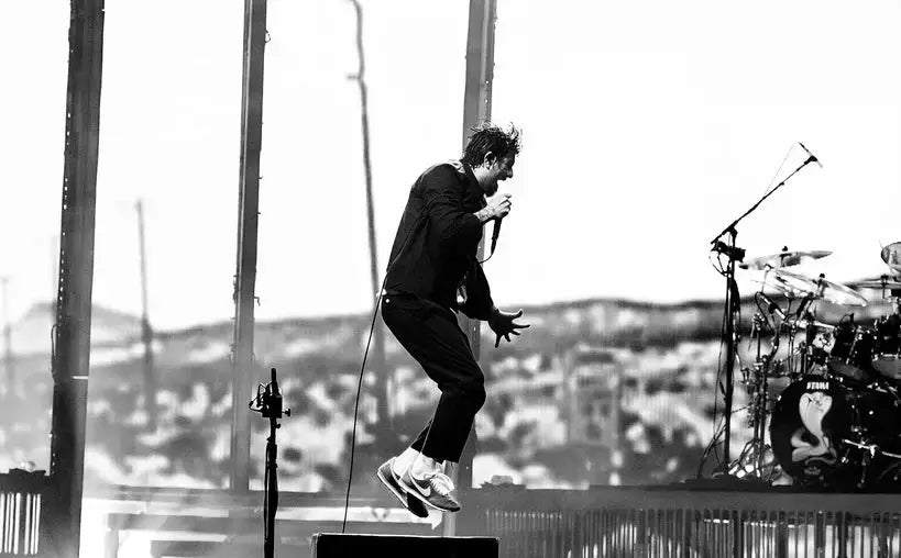 Deftones Debut the Official Music Video for ’my mind is a mountain’