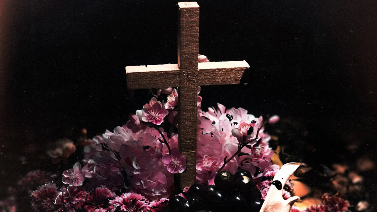 GORE.’s New EP ’If You Do Not Fear Me...’ Track-By-Track | She’s With The Band