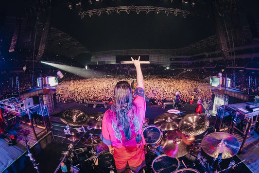 Jay Weinberg shares how he honors Joey Jordison and Paul Gray’s legacy as the drummer for Slipknot