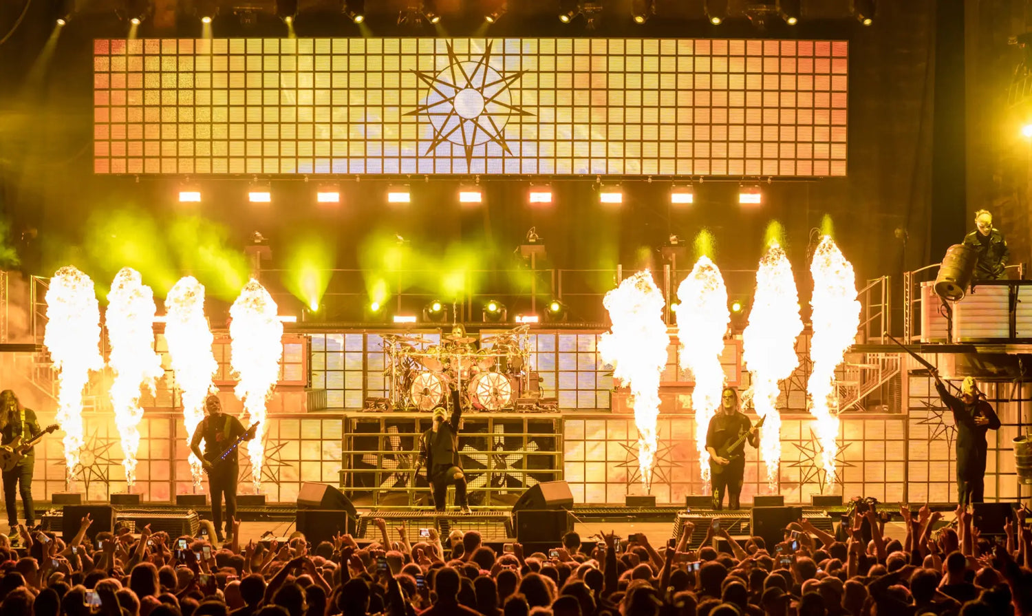 KNOTFEST ROADSHOW: Irvine CA Through the Lens of Steve Rose