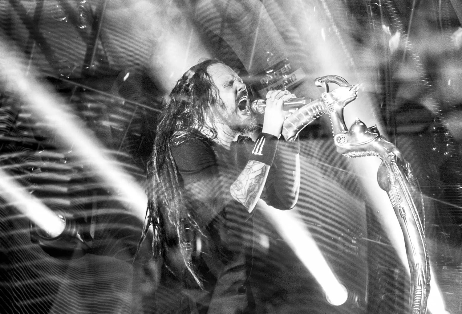 Korn Mark 30th Anniversary With Los Angeles Stadium Set