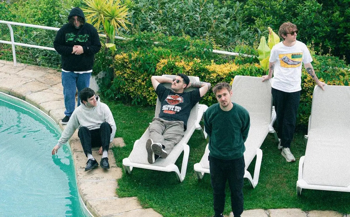 Militarie Gun Debut New Single ’Thought You Were Waving’