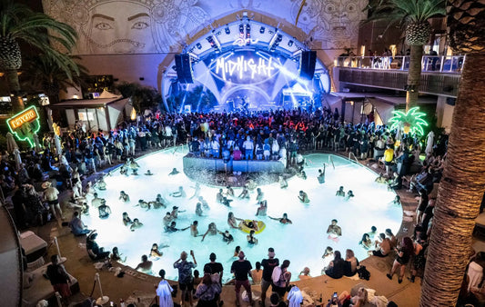 Psycho Swim: See photos from the raucous rock heavy poolside rager in Las Vegas