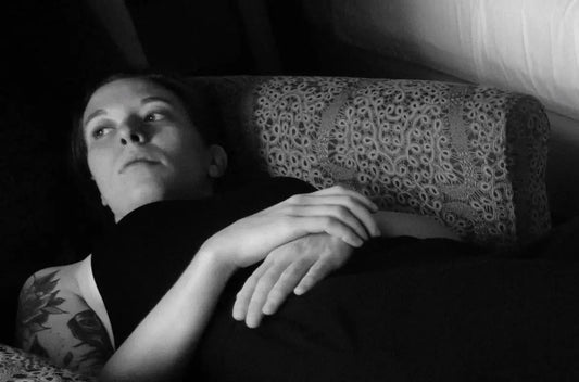 Reba Meyers Debuts Solo Project with ’Certain Uncertainty’