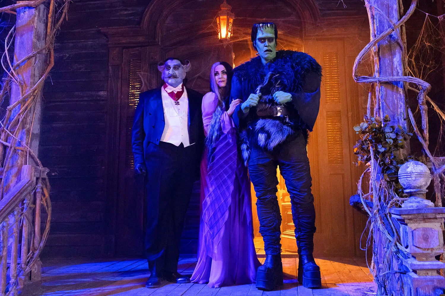 Rob Zombie Delivers a Surprisingly Wholesome & Family-Friendly Halloween Romp with ’The Munsters’