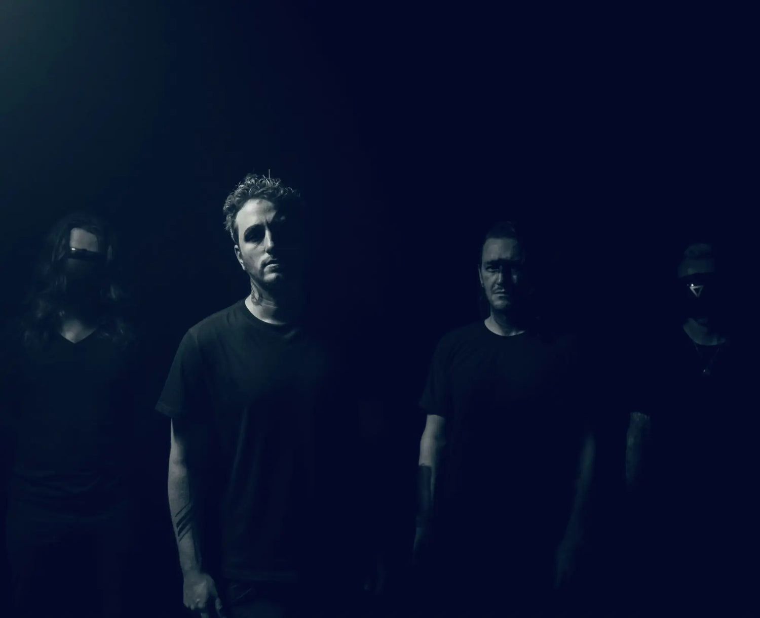 Set The Sun drop powerful emotional purge with the track ’The Way Back’