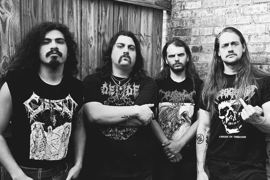 Simple Savagery: Molder Are All Business on ’Catastrophic Reconfiguration’