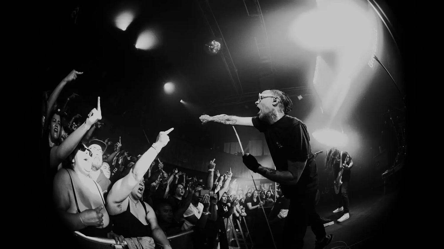 The Used celebrate the arrival of ’Toxic Positivity’ with rare electrifying club set