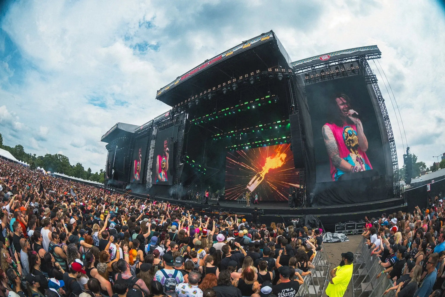 The VANS WARPED TOUR Begins ’30 Days of Warped’