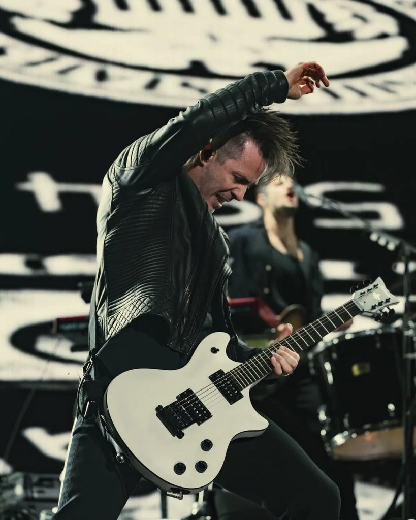 Return of the Roq: KROQ’s Almost Acoustic Christmas Delivers A Rock Music Hit Parade