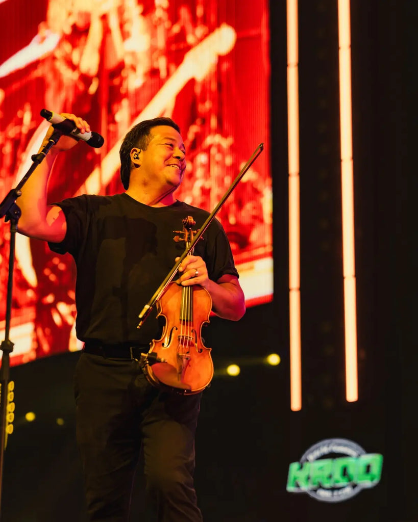 Return of the Roq: KROQ’s Almost Acoustic Christmas Delivers A Rock Music Hit Parade