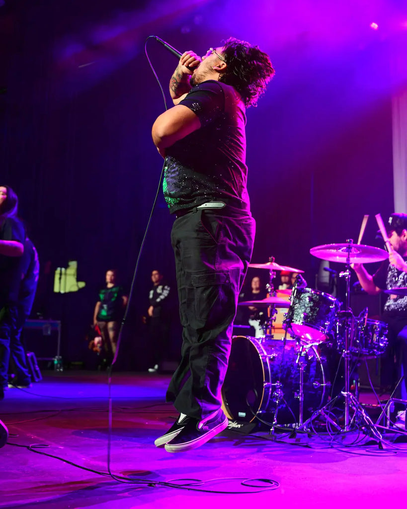 Chiodos Showcase Post-Hardcore Pageantry with 20 Years of ’All’s Well That Ends Well’