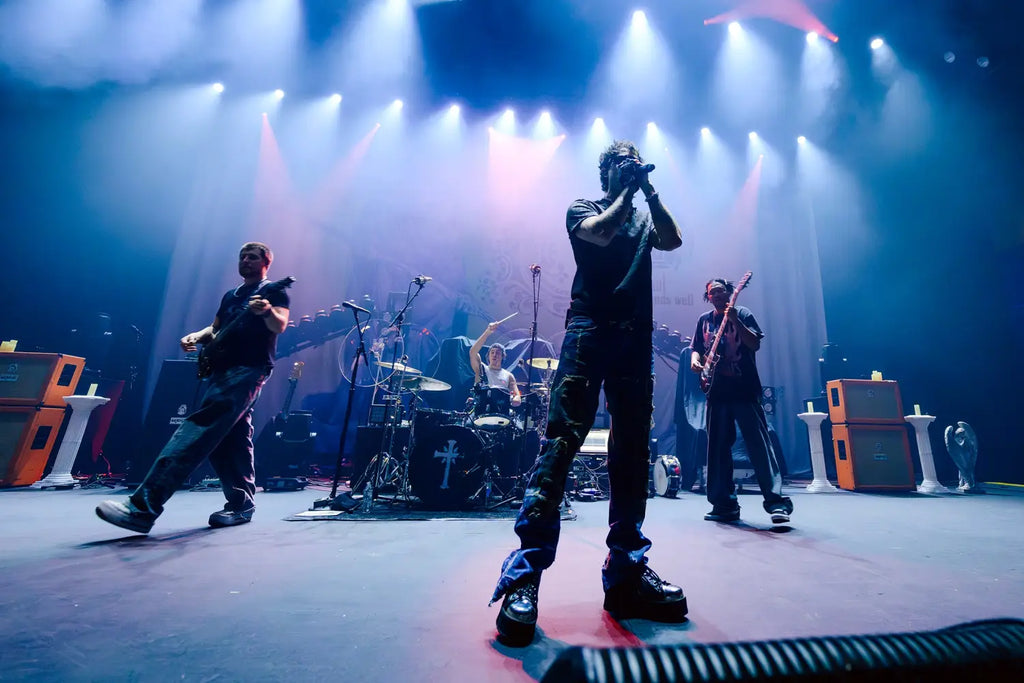 Chiodos Showcase Post-Hardcore Pageantry with 20 Years of ’All’s Well That Ends Well’