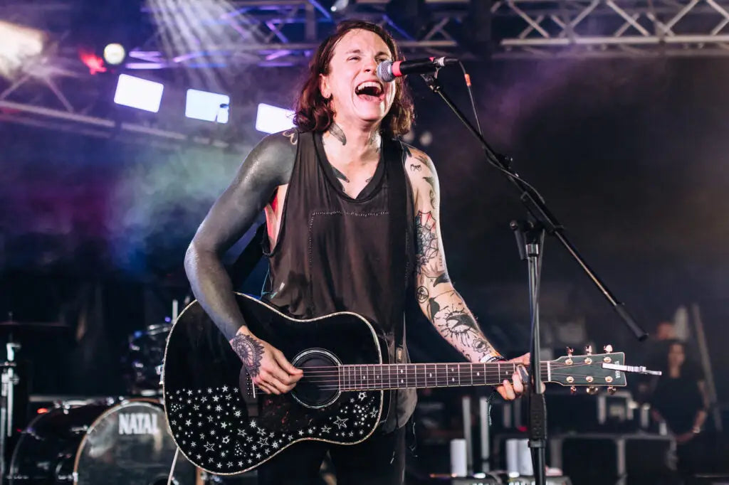 Stunning Images from 2000trees showcase one of the UK’s most beloved festival experiences