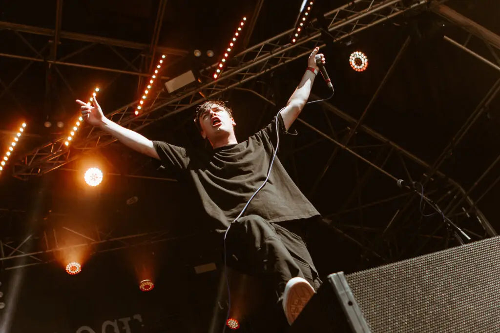 Stunning Images from 2000trees showcase one of the UK’s most beloved festival experiences