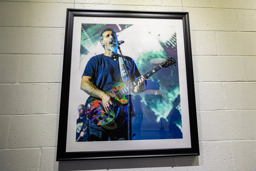 Serj Tankian Teams with Gibson to the Launch the’Foundations’ Les Paul Modern