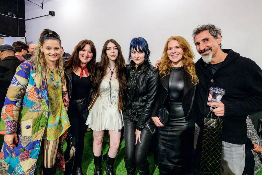 Serj Tankian Teams with Gibson to the Launch the’Foundations’ Les Paul Modern