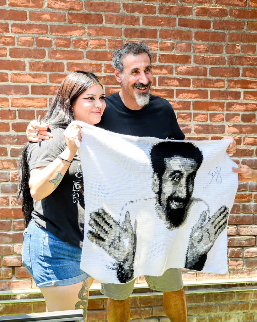 WAKE UP! Serj Tankian Marks the 1-Year Anniversary of Kavat Coffee & EyeForSound Gallery