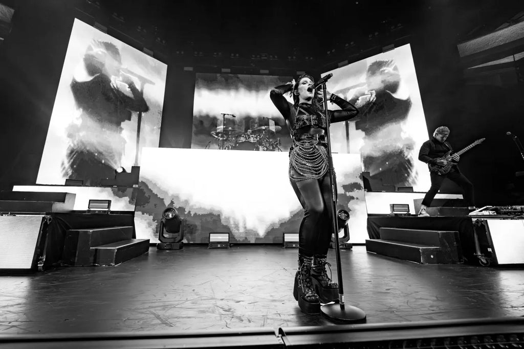 Spiritbox Devour On the Tsunami Sea Tour