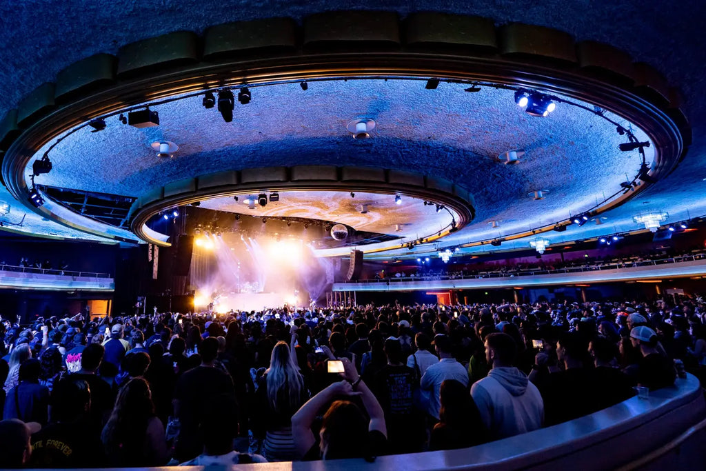 Spiritbox Devour On the Tsunami Sea Tour