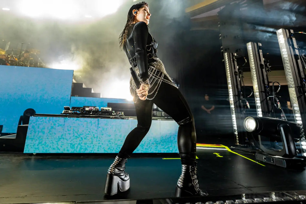 Spiritbox Devour On the Tsunami Sea Tour