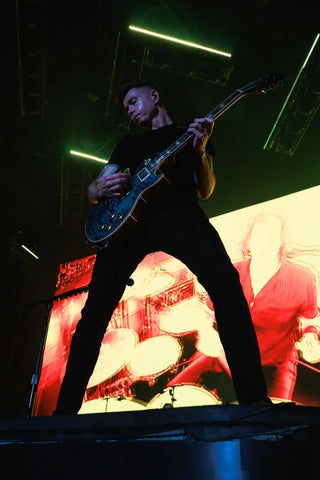 AFI mark the twentieth anniversary of ’Sing the Sorrow’ with a career-defining set