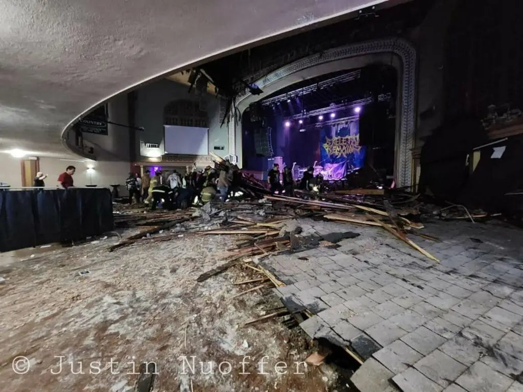 Photographer Justin Nuoffer recounts the heroism of fans that jumped into action during the structural collapse