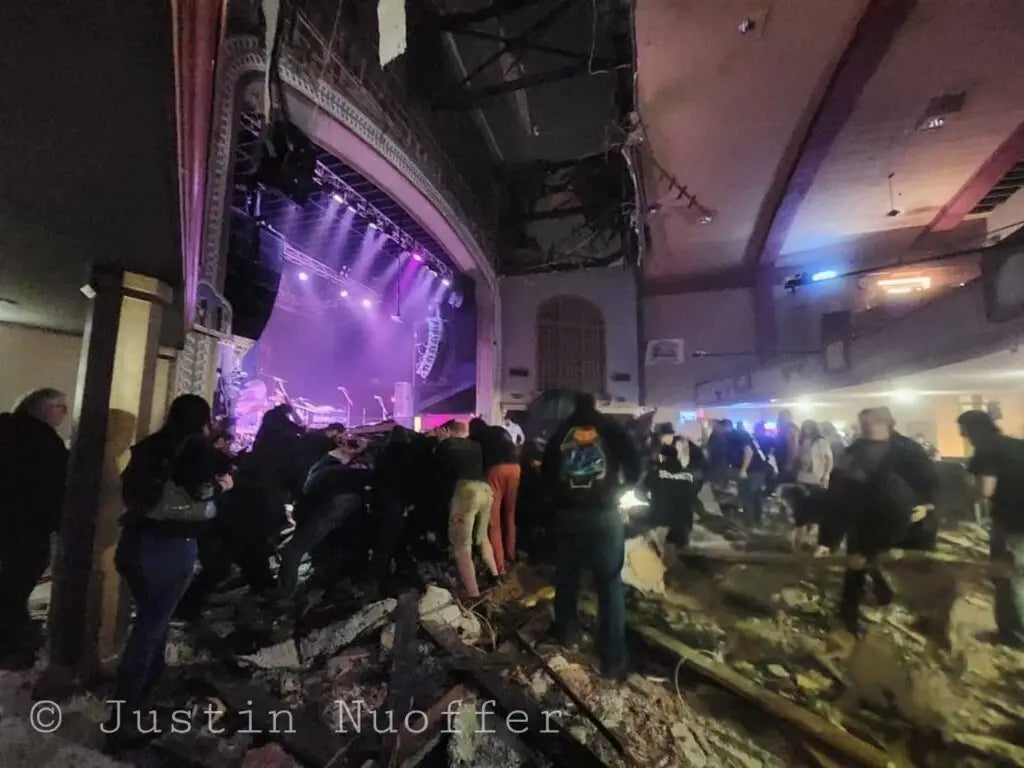 Photographer Justin Nuoffer recounts the heroism of fans that jumped into action during the structural collapse